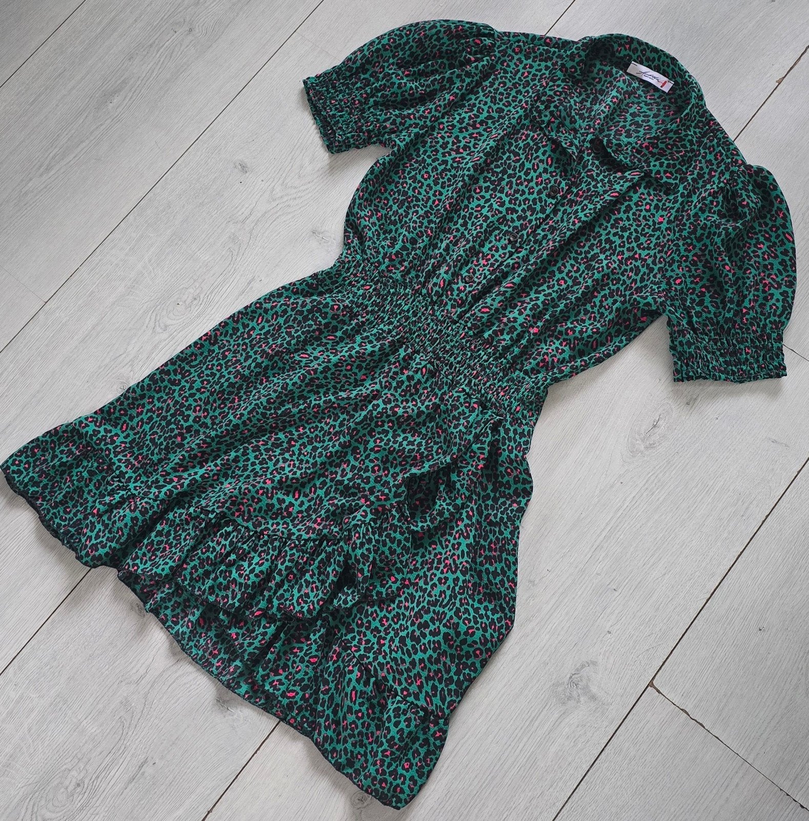 Groene jurk met luipaardprint en ruches - Maat M, Maat 38/40 (M), Pronto Moda, Ophalen of Verzenden, Zo goed als nieuw