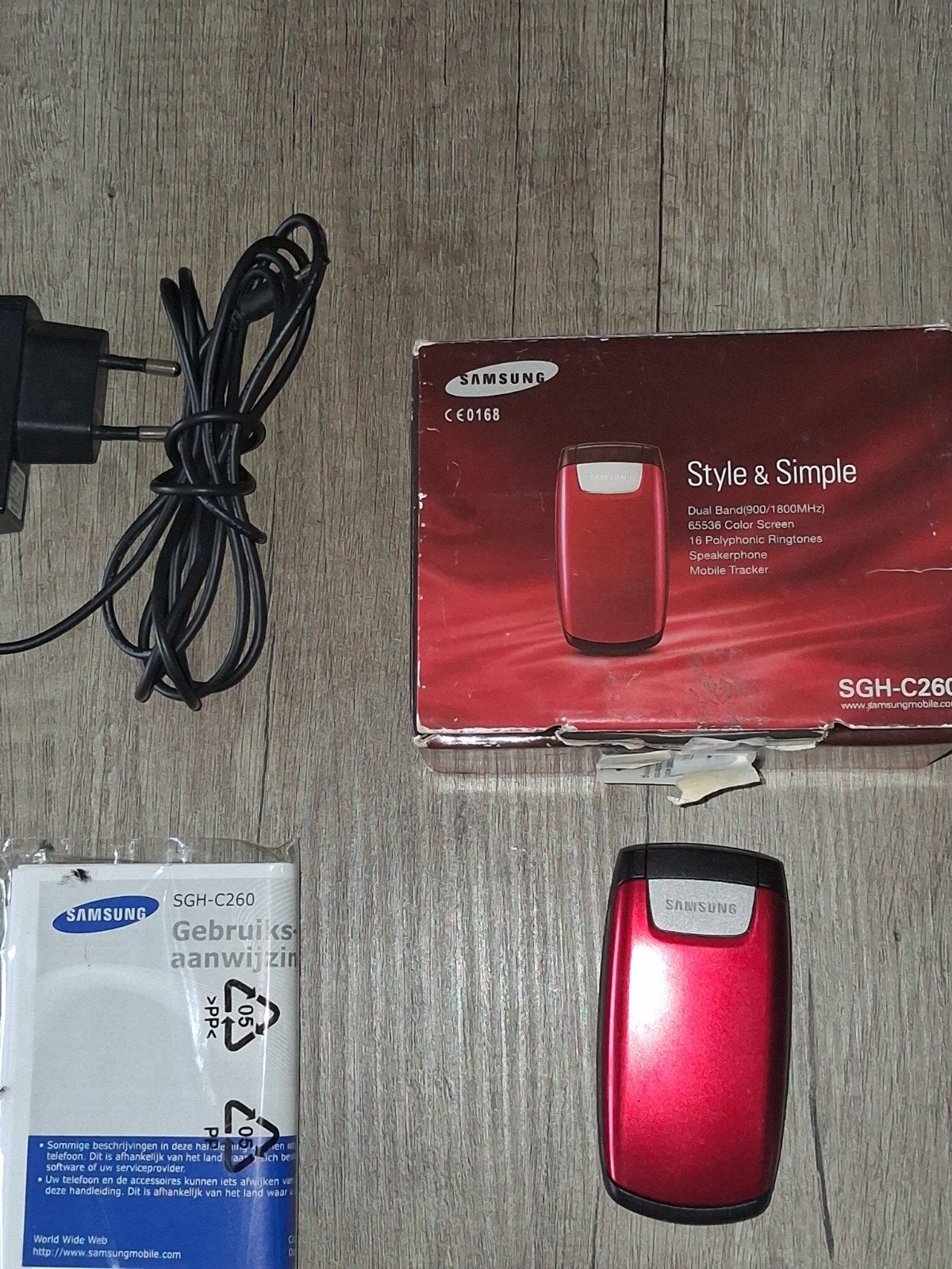 Samsung SGH-C260 Klaptelefoon Rood - Zo goed als nieuw, Overige modellen, Geen camera, Overige systemen, Fysiek toetsenbord