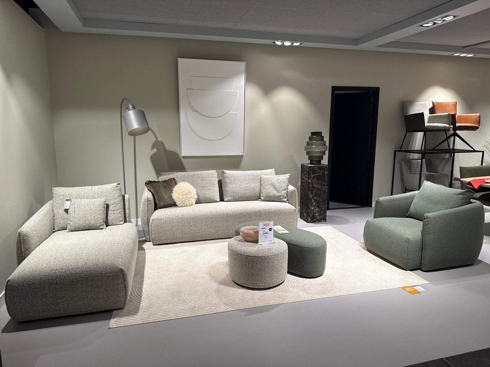 Montel Icon Complete Set: Bank, Chaise Longue, Fauteuil, Ophalen, Zo goed als nieuw, Stof