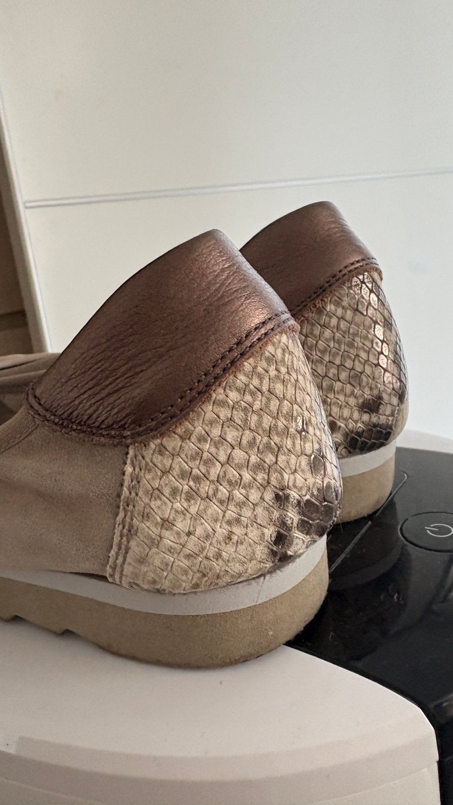 Mooie leren schoenen van het merk Hispanitas, Kleding | Dames, Overige kleuren, Zo goed als nieuw, Ballerina's, Ophalen of Verzenden
