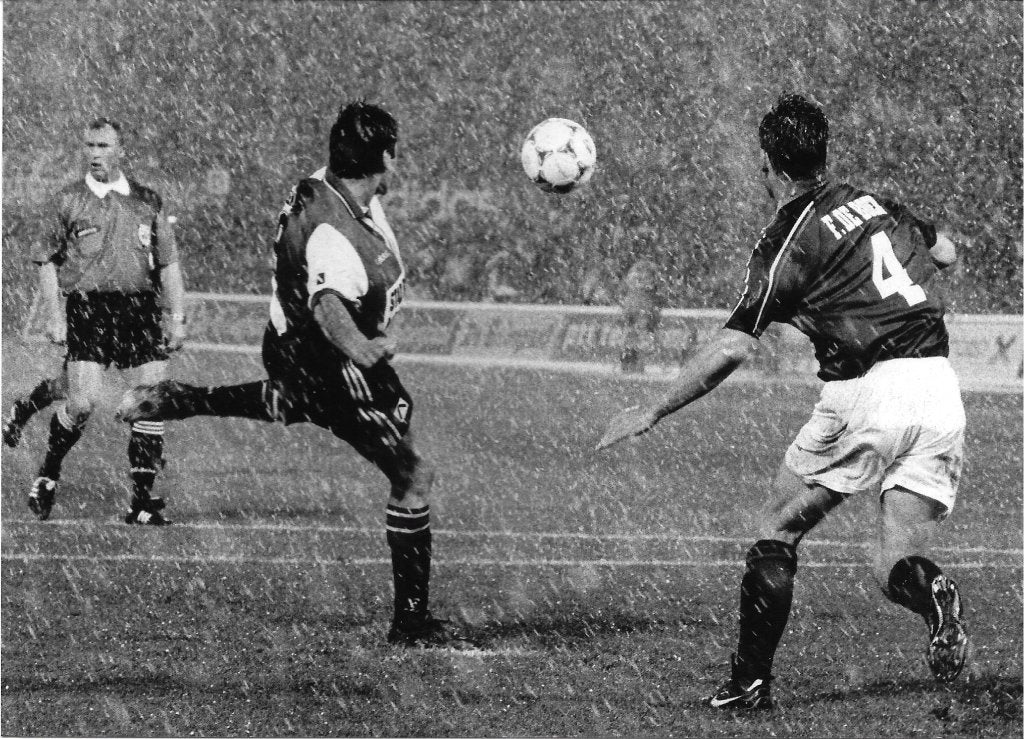 persfoto Piet Bouts 05-04-1998 Feyenoord-Ajax, Verzamelen, Sportartikelen en Voetbal, Verzenden, Zo goed als nieuw, Ajax, Poster, Plaatje of Sticker