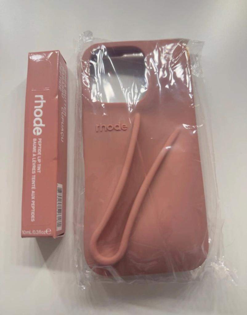 Iphone 16 pro rhode hoesje met lipgloss, Sieraden, Tassen en Uiterlijk, Uiterlijk | Cosmetica en Make-up, Ophalen of Verzenden