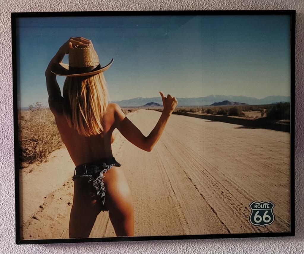 2 Posters in kunststof lijst BxH 50x40 cm, Ophalen of Verzenden, A1 t/m A3