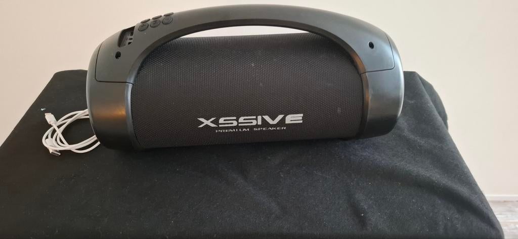 Draagbare Speaker (XSSIVE XSSIVE Premium Speaker), Overige merken, Overige typen, Ophalen of Verzenden, Zo goed als nieuw