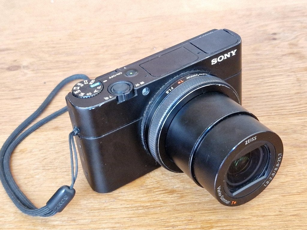 Sony Cyber-shot RX100 V (M5A) voor foto en video, Ophalen, Gebruikt, Compactcamera, Sony