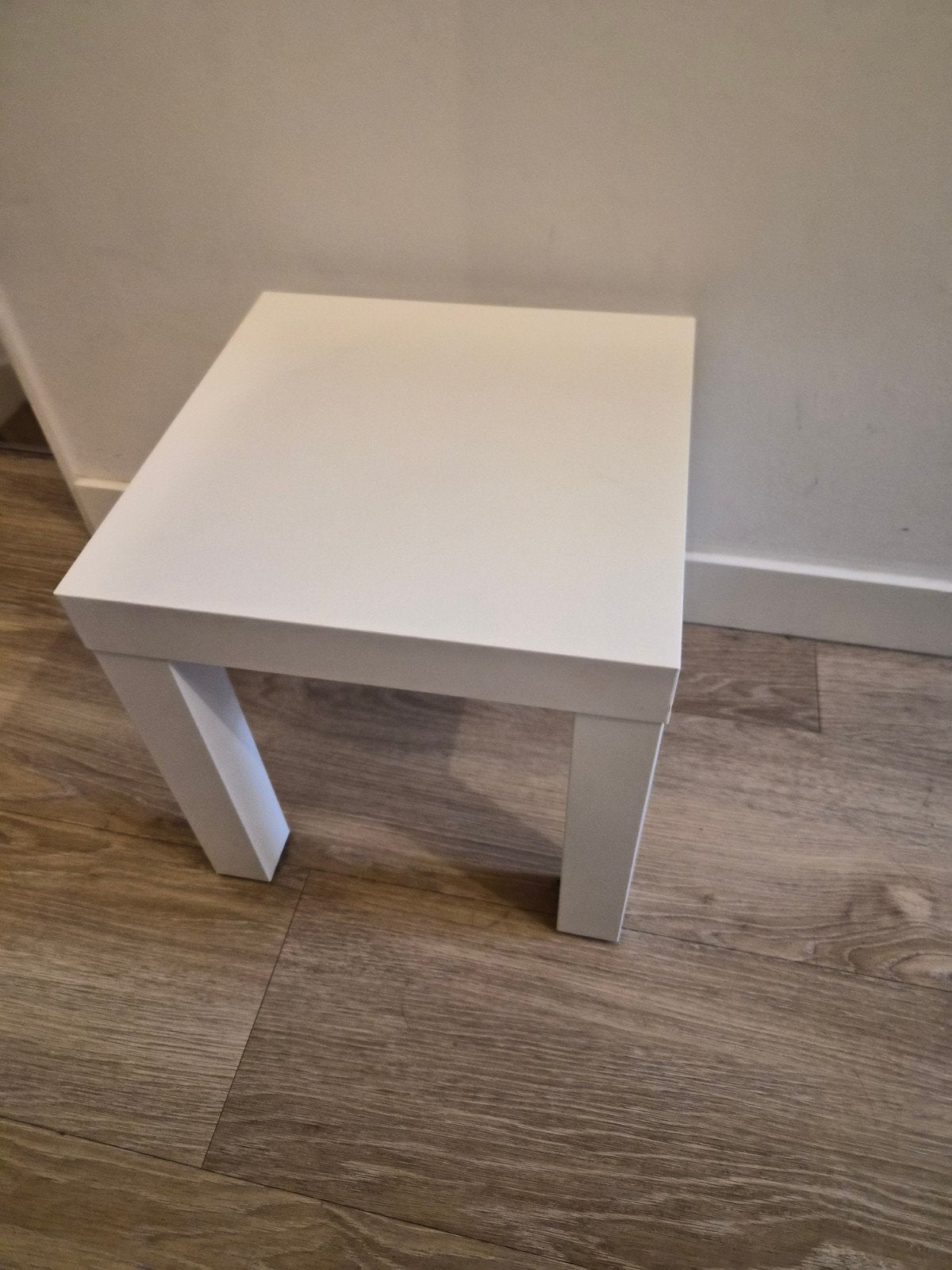 lack tafeltje, Ophalen, Vierkant, 55 tot 75 cm, 45 tot 60 cm