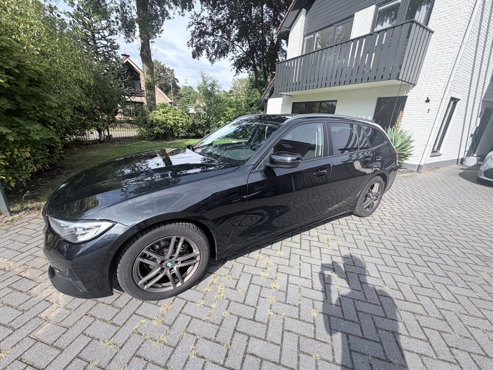 BMW 3-Serie 318i 156pk Aut 2021 Zwart, Auto's, Automaat, 1998 cc, Achterwielaandrijving, Zwart