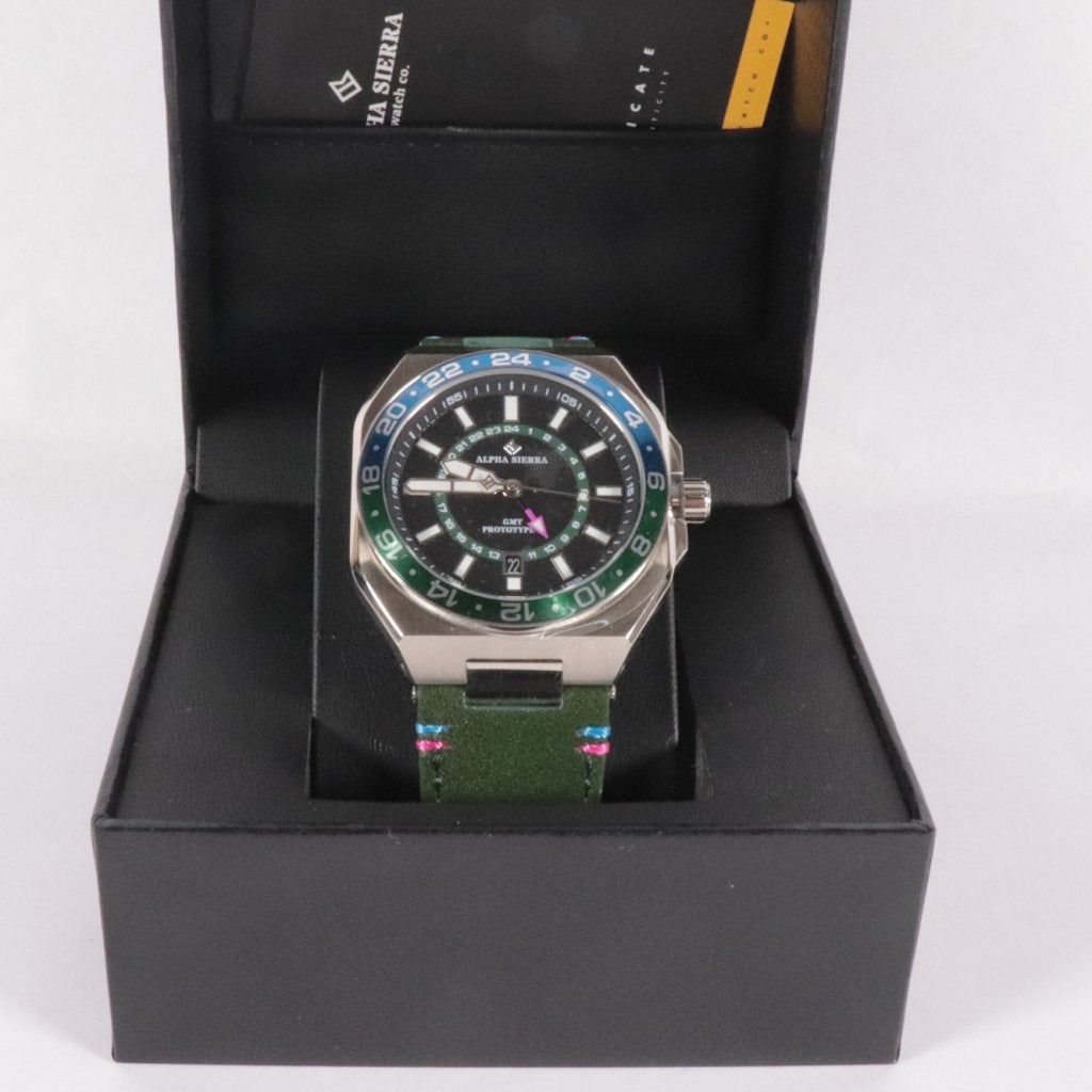 Alpha Sierra Prototype NO.06 - ZGAN, Alpha Sierra, Zo goed als nieuw, https://alphasierrawatches.com/pages/contact, Nobelstraat 31, 3846 CE Harderwijk