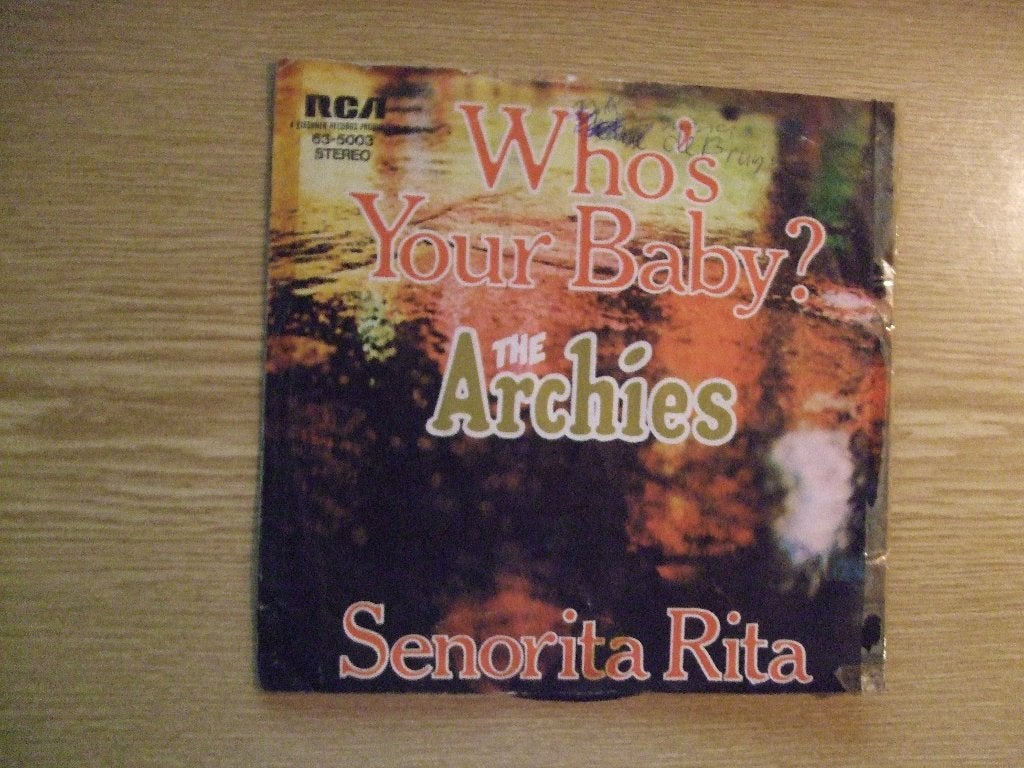 THE ARCHIES     WHO'S YOUR BABY? / SENORITA RITA, 7 inch, Ophalen of Verzenden, Zo goed als nieuw, Rock en Metal