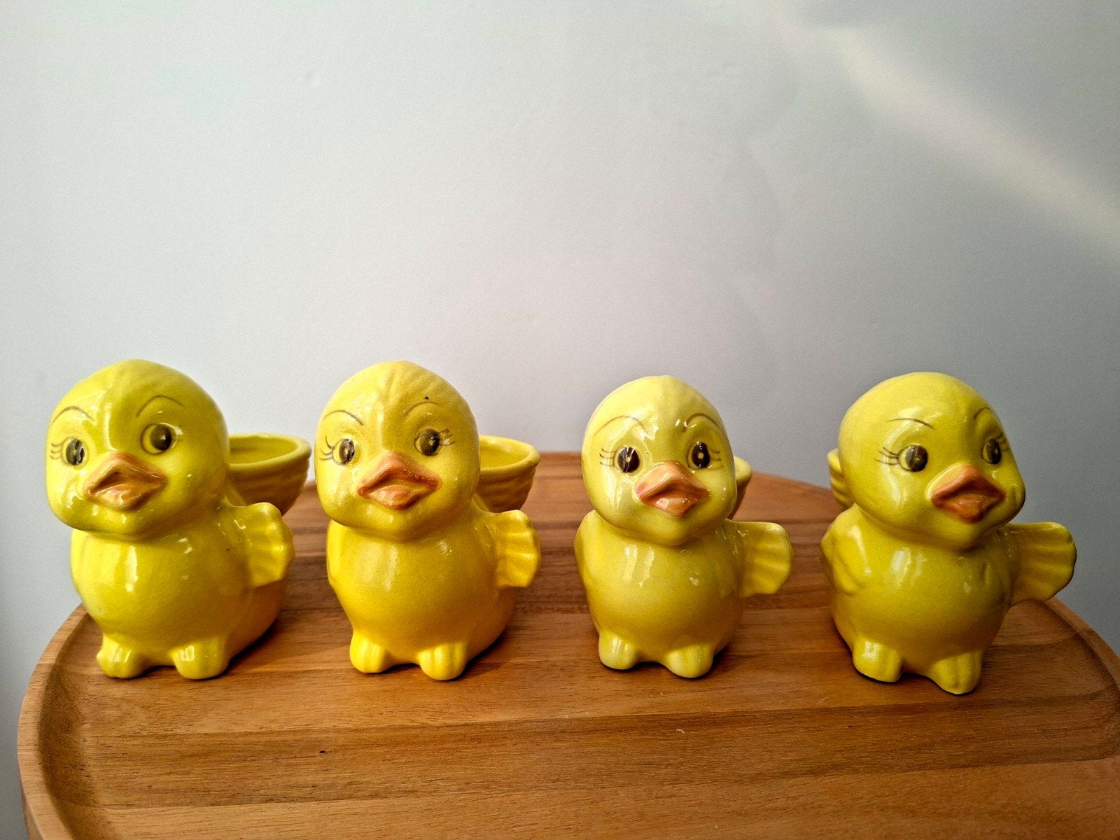 Set van 4 vintage gele kuiken eierdopjes, Verzenden