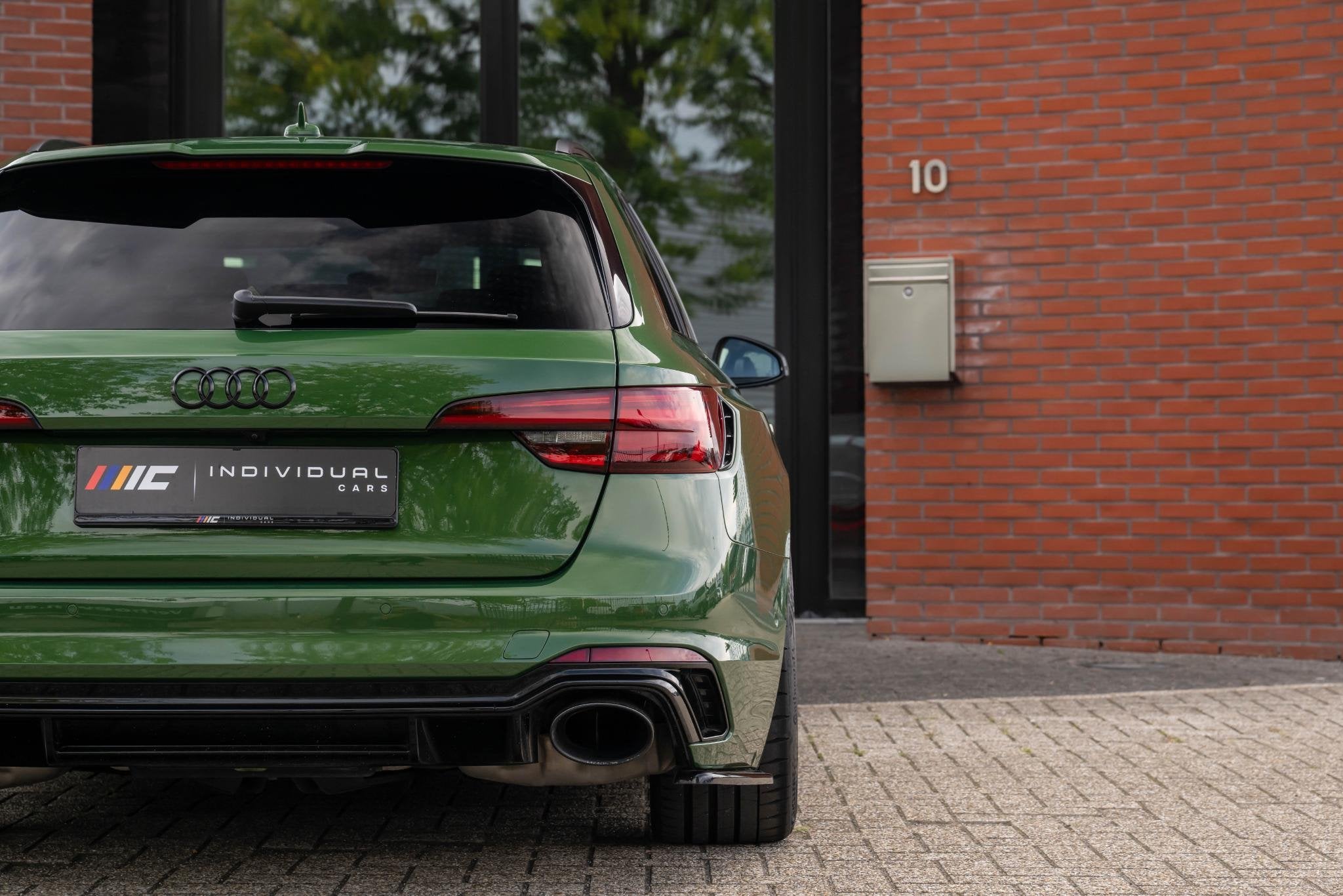 Foto 27 van Audi RS4 Avant 2.9 TFSI quattro 545pk Stage 2 Downpipe Keram