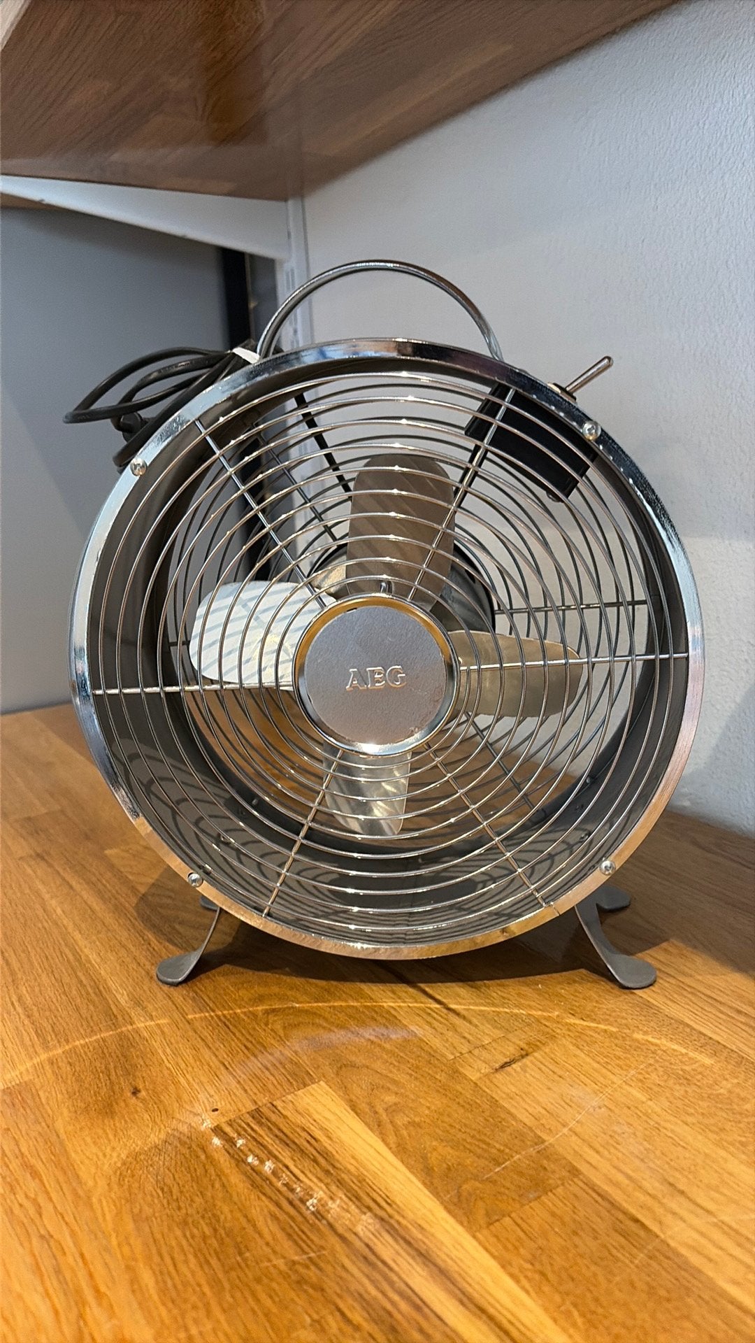 AEG tafel ventilator VL 5617 M, Ophalen of Verzenden, Zo goed als nieuw, Tafelventilator