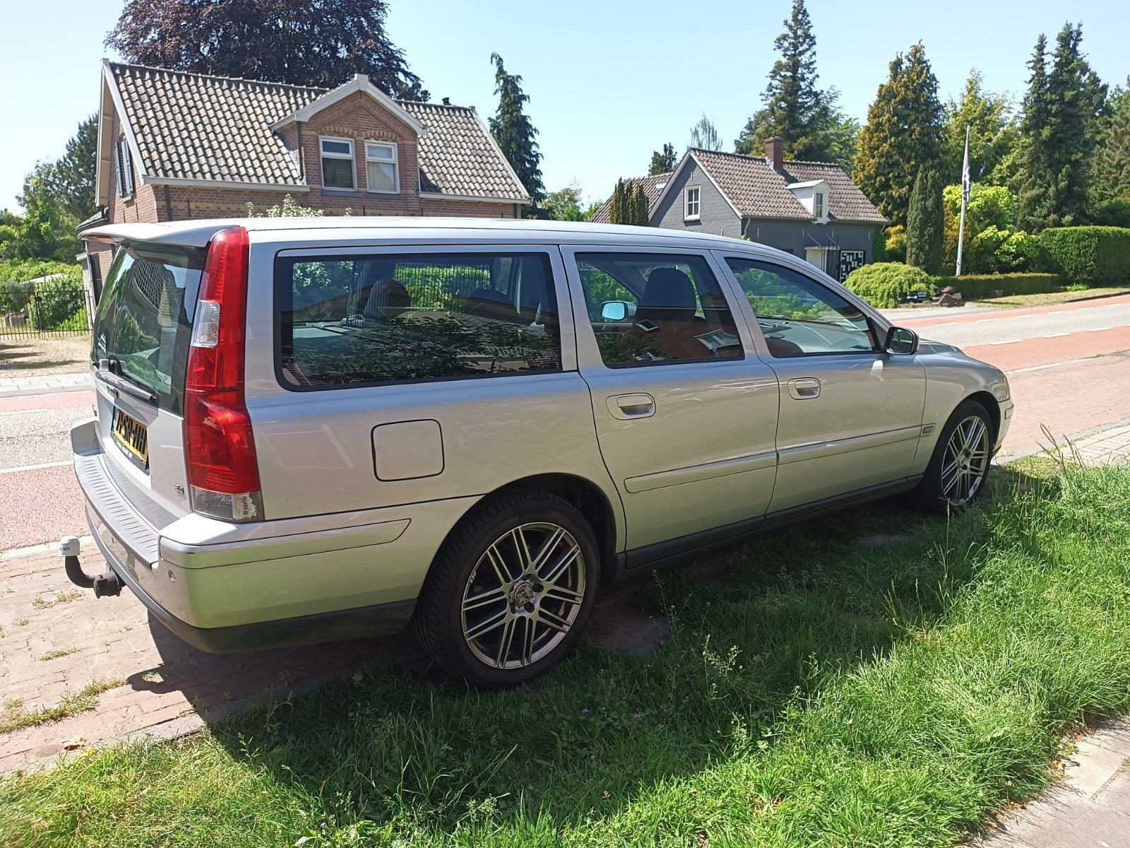 Volvo V70 2.4 170PK 2006 Grijs, Auto's, Volvo, Particulier, V70, Airconditioning, Centrale vergrendeling, Climate control, Cruise Control