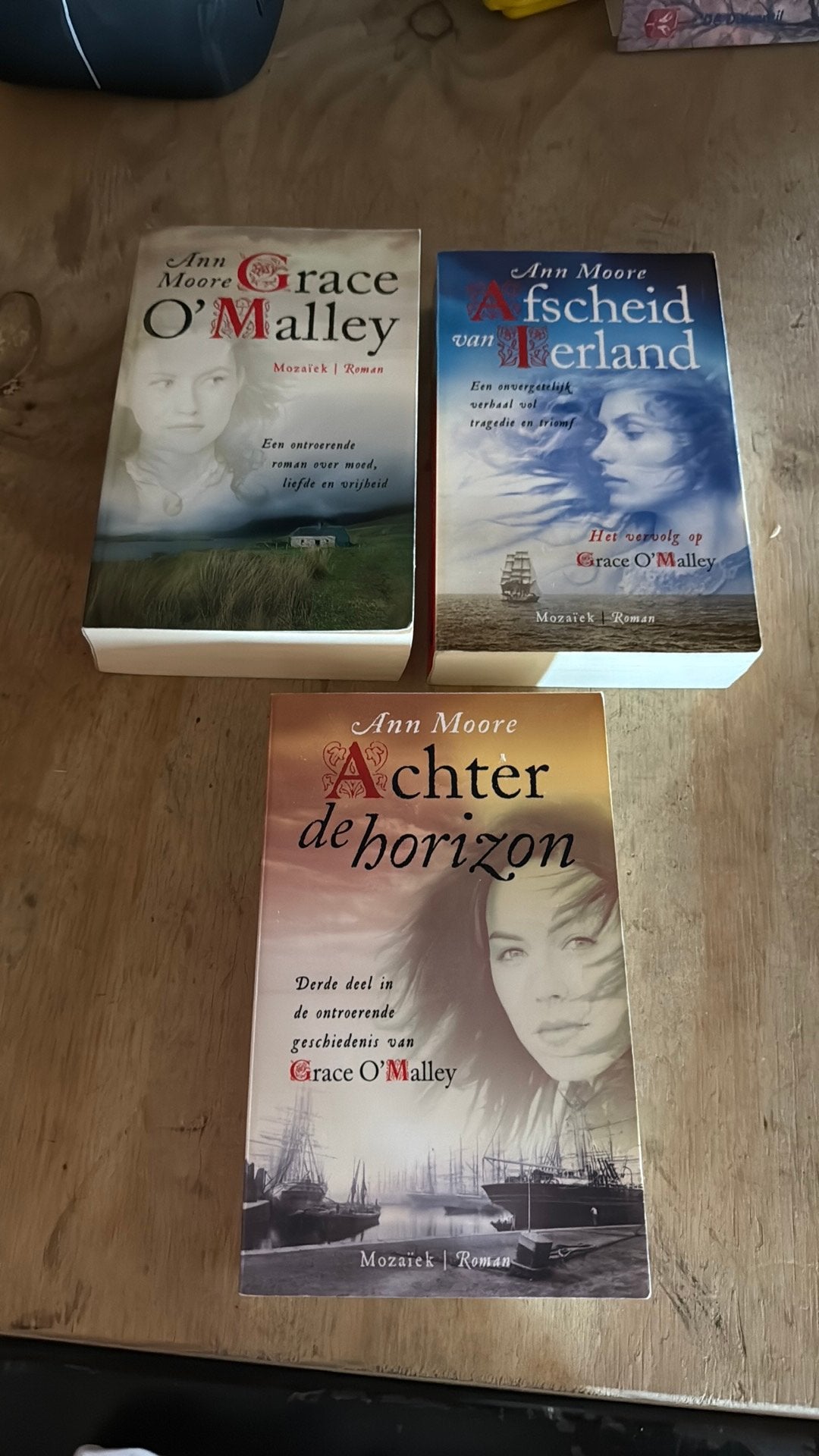 Ann Moore - Grace O’Malley, Ophalen, Zo goed als nieuw