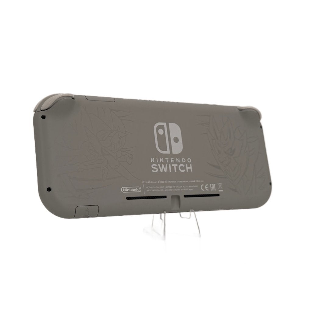Nintendo Switch Lite Pokémon Zacian & Zamazenta Edition, Spelcomputers en Games, Nintendo, Gebruikt, Support@nintendo.com, 11-1 Hokotate-cho, Kamitoba, Minami-ku
Kyoto 601-8501
Japan