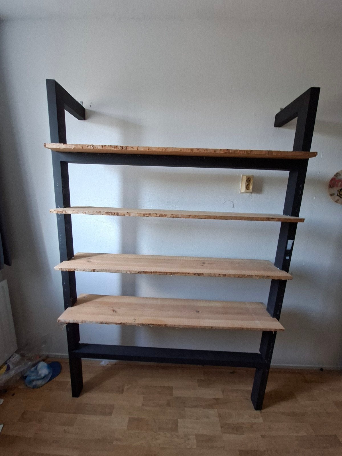 Houten wandstelling, Ophalen, Gebruikt