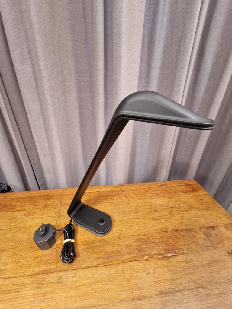 Vintage Louis Poulsen design tafellamp, Huis en Inrichting, Lampen | Tafellampen, Louis poulsen, Louis poulsen, Louis poulsen
