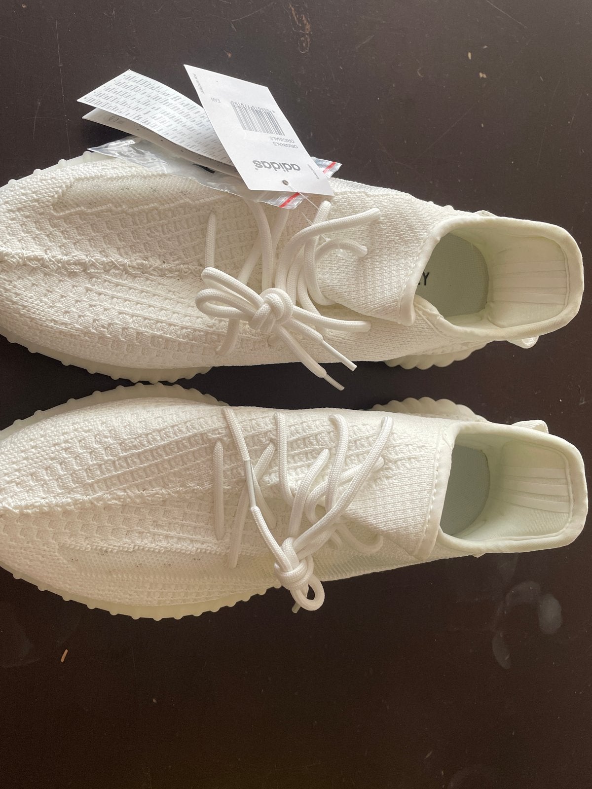 Gloednieuwe Adidas Yeezy Boost 350 V2 mt 43 Cream White UK 9, Kleding | Heren, Schoenen, Ophalen of Verzenden, Nieuw, Wit, Sneakers of Gympen
