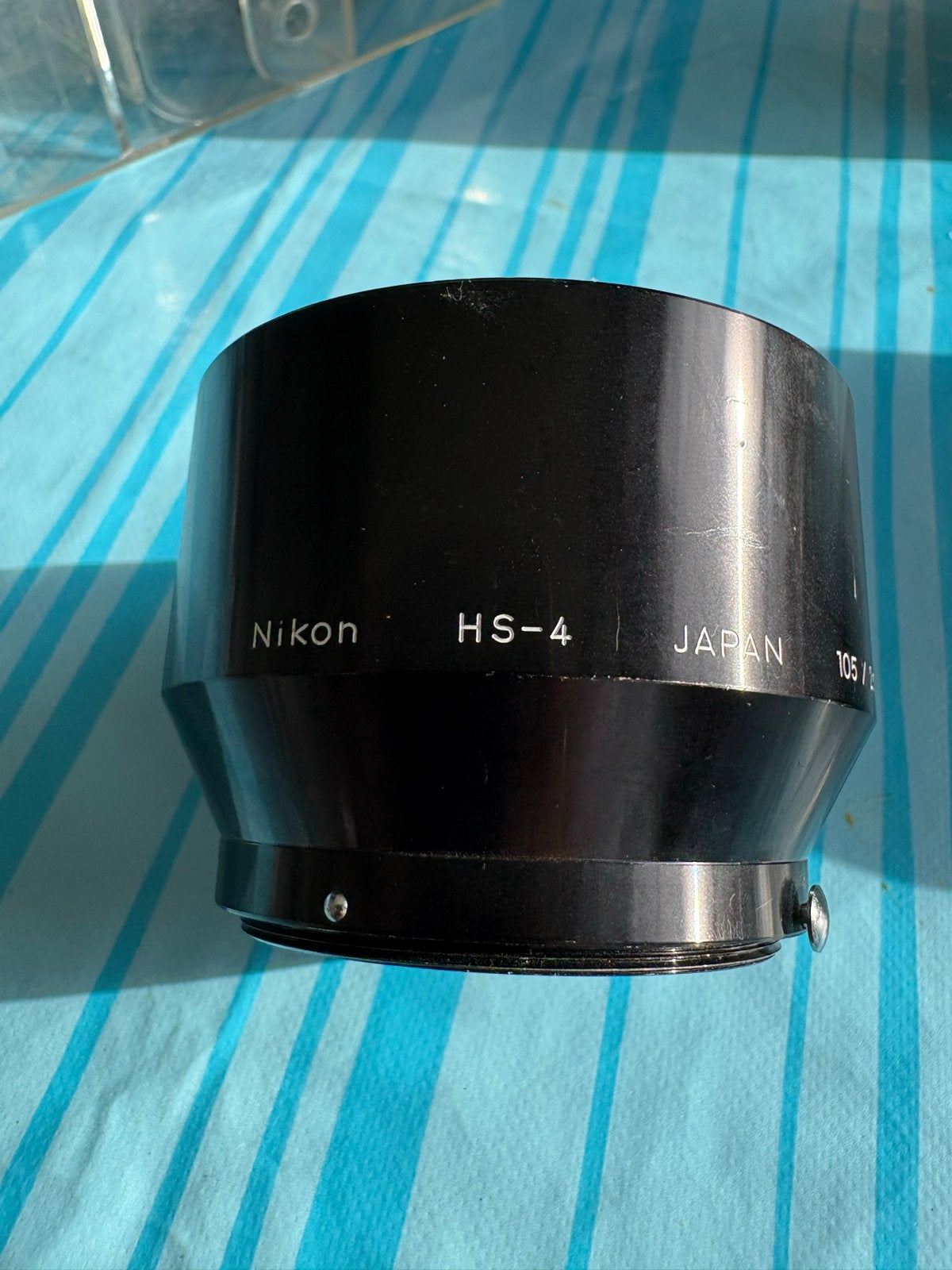 Nikon HS-4 zonnekap voor 105/135 mm lens, Gebruikt, Overige typen, Ophalen of Verzenden, Nikon