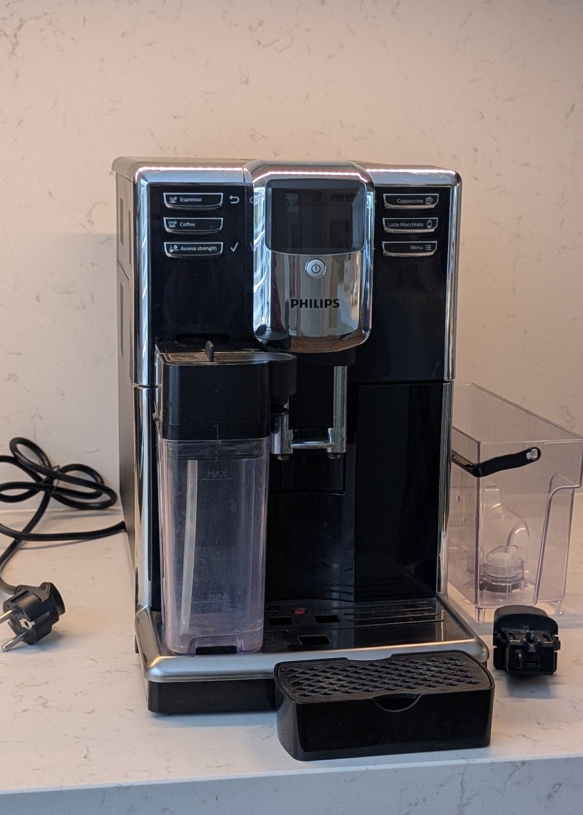 Philips 5000 serie EP5360/10 volautomaat espressomachine, Ophalen of Verzenden, Gebruikt, Koffiebonen