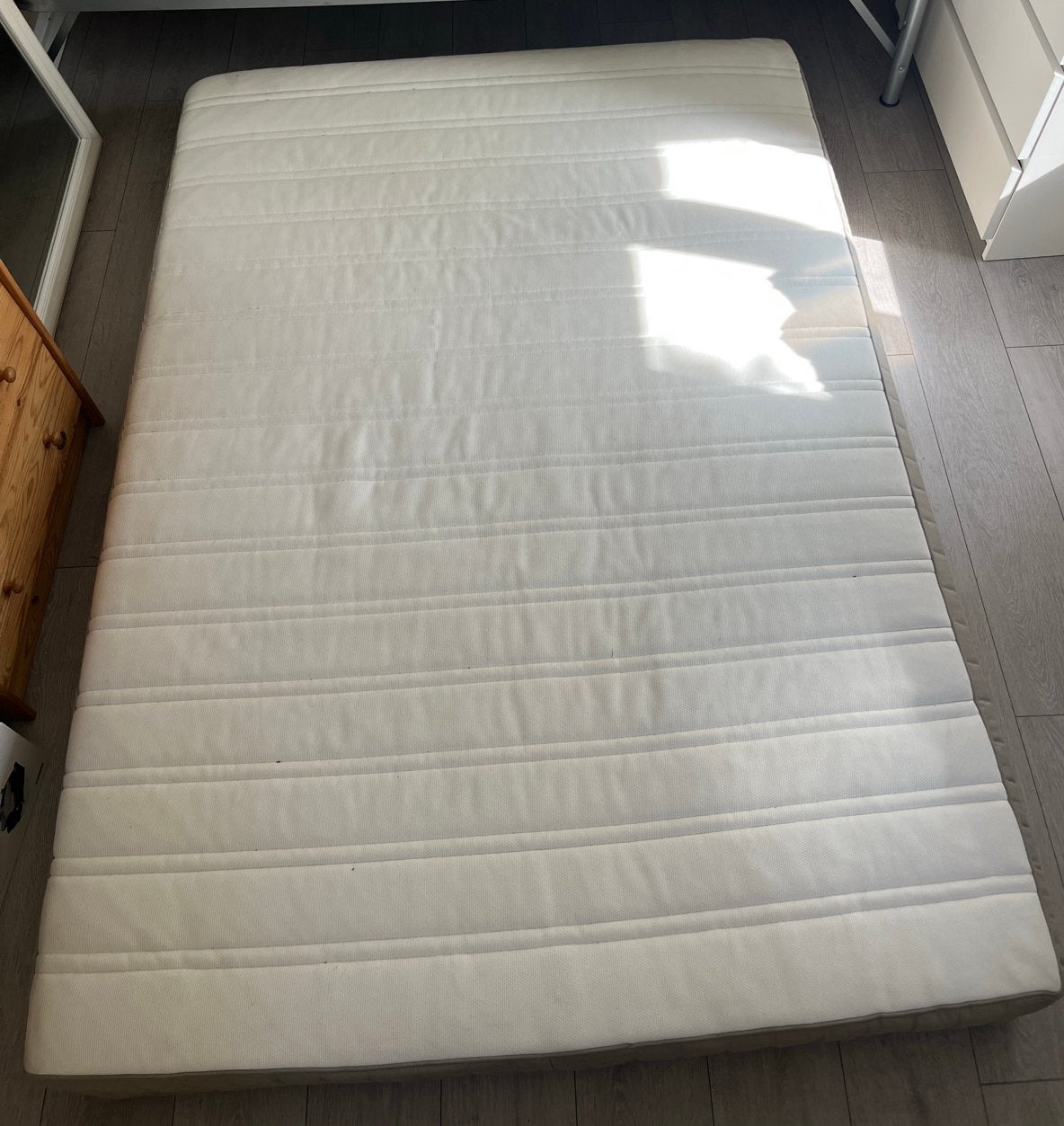 Gratis IKEA Hamarvik matras 140x200 cm 3 jaar oud, Huis en Inrichting, Slaapkamer | Matrassen en Bedbodems, Ophalen, Gebruikt
