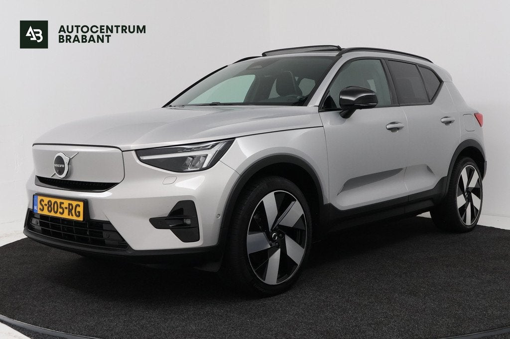 Volvo XC40 Recharge Ultimate 70 kWh (PANORAMADAK, SOH 92,5%,, Auto's, Volvo, Zwart, Automatische klimaatregeling, 90 €/maand, SUV of Terreinwagen