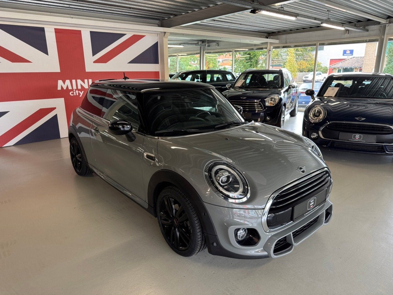 Mini 3-Deurs 1.5 Cooper, Auto's, Gebruikt, 4 stoelen, Leder en Stof, 49 €/maand