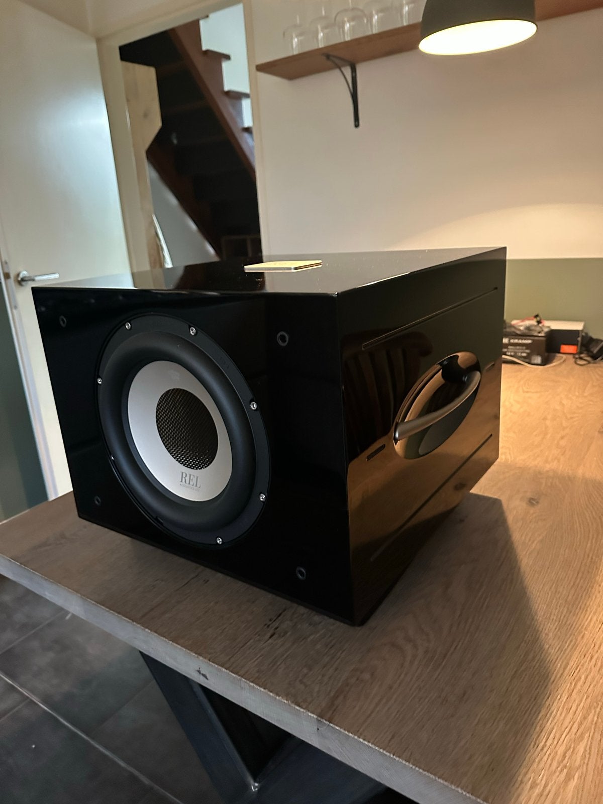 REL S/550 Subwoofer - Krachtige Bass voor Thuisbioscoop, Ophalen of Verzenden, Zo goed als nieuw, Subwoofer, Overige merken