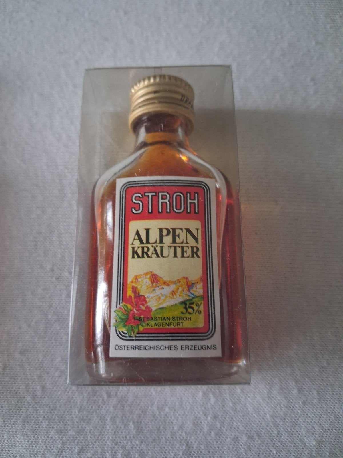 Stroh Alpen Kräuter Miniflesje - Oostenrijkse Kruidenlikeur, Verzamelen, Ophalen of Verzenden, Nieuw