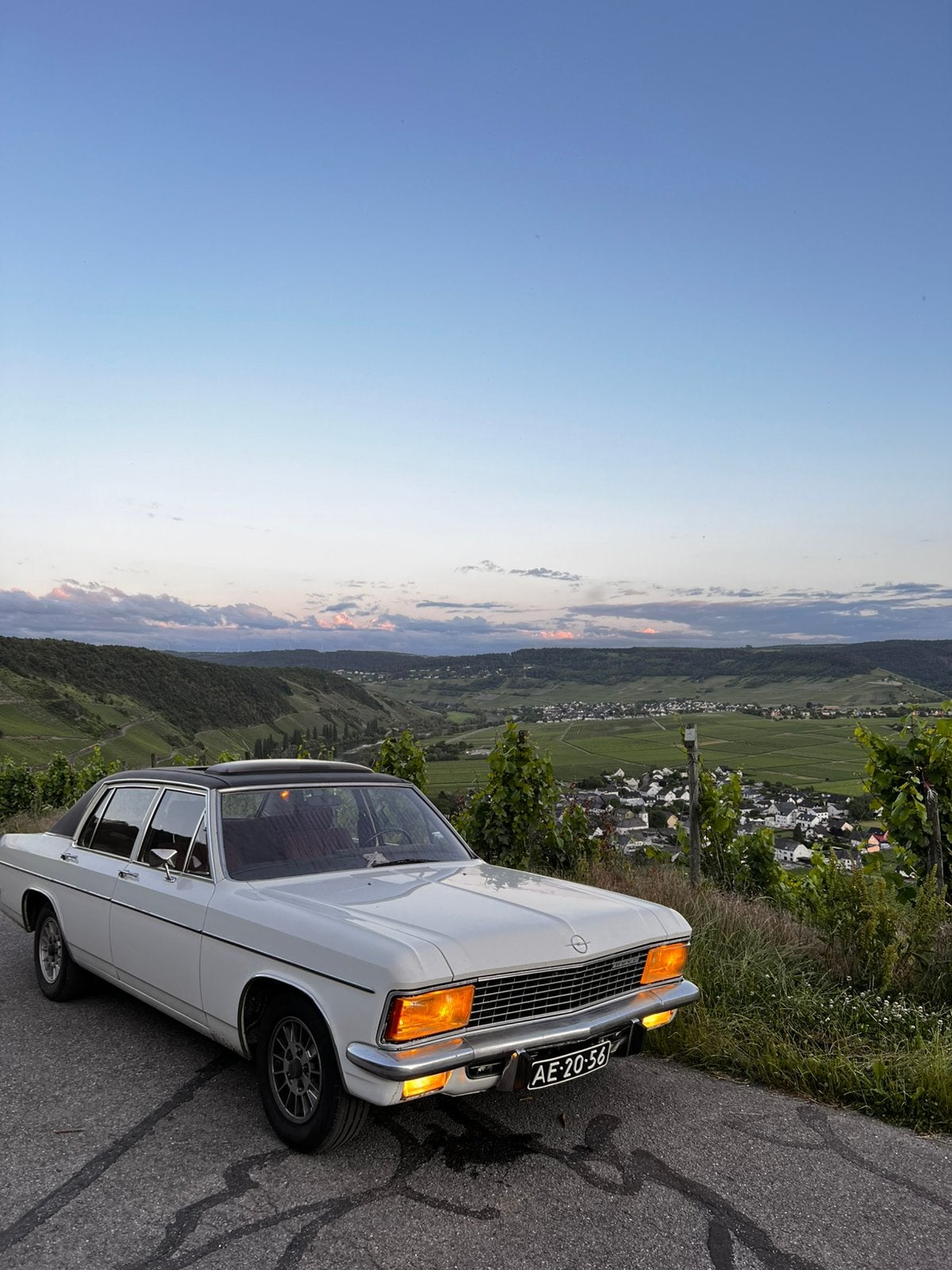 Opel Admiral 2.8 S AUT 1972 Wit, Auto's, Automaat, Stof, Overige modellen, Wit