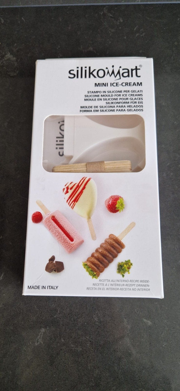Silikomart mini ice-cream hartjes mal. Nieuw!, Hobby en Vrije tijd, Taarten en Cupcakes maken, Ophalen of Verzenden, Nieuw, Cupcakes