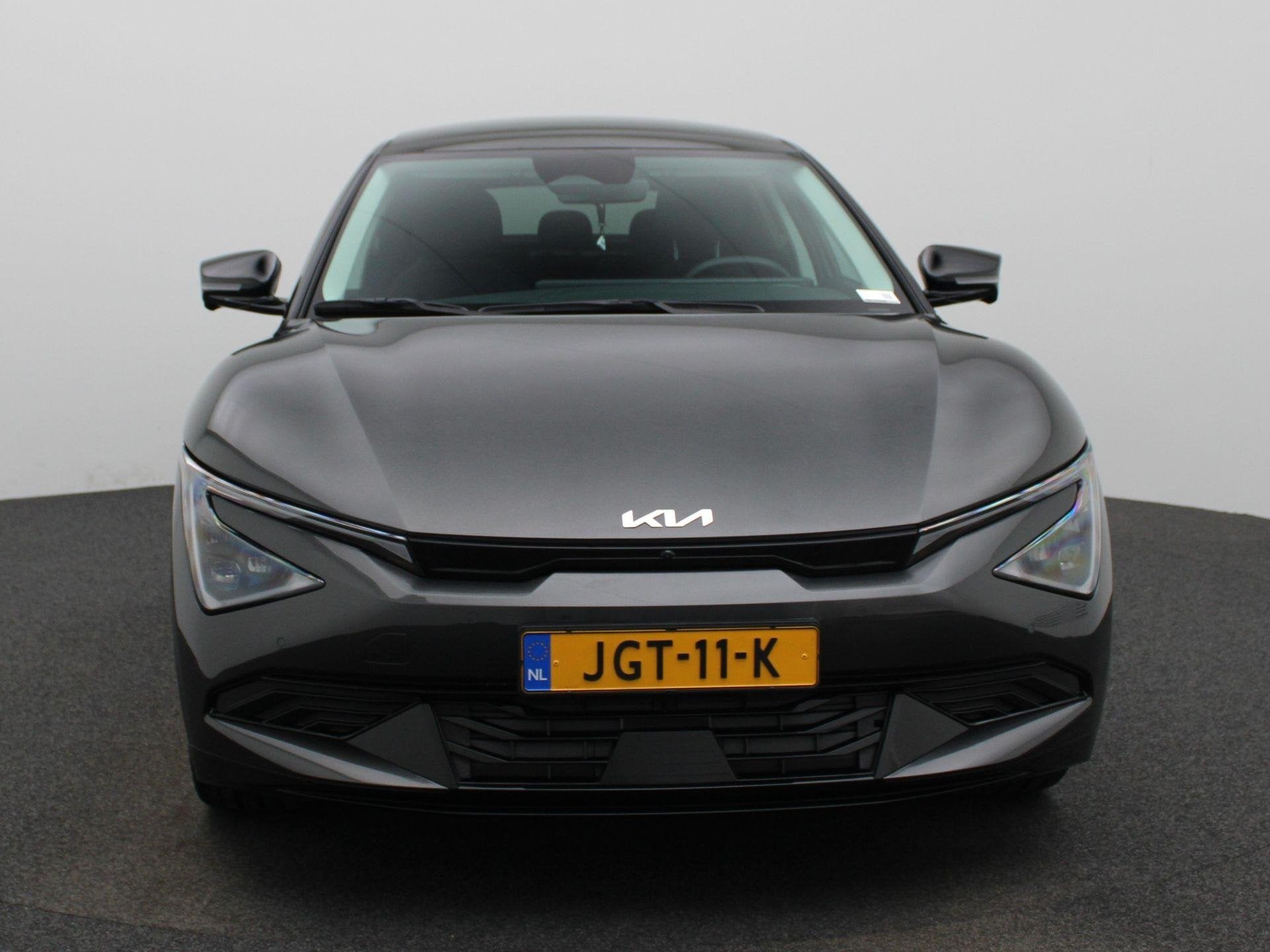 Kia EV6 Plus Advanced 84 kWh | Panorama dak | Stuur- en stoe, Auto's, Achterwielaandrijving, Zwart, 1960 kg, Origineel Nederlands