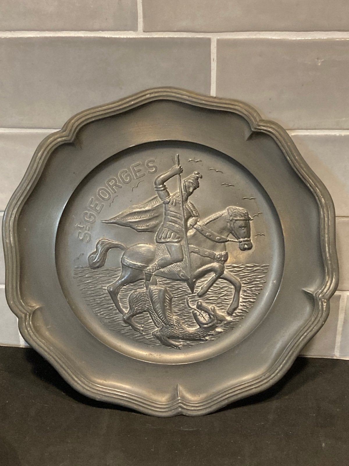 Tinnen bord St. Georges (240725s), Antiek en Kunst, Antiek | Tin, Ophalen of Verzenden