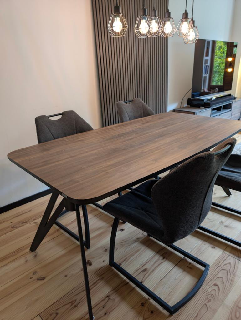 Eettafel Xooon 180x95x77cm | walnoot bruin, Huis en Inrichting, Tafels | Eettafels, Gebruikt, Modern, Industrieel, 50 tot 100 cm