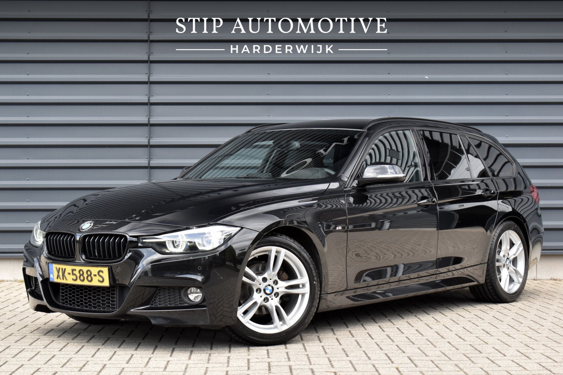 BMW 3 Serie Touring 320i M Sport Shadow | Virtual Cockpit |, Automaat, 1998 cc, Achterwielaandrijving, 4 cilinders