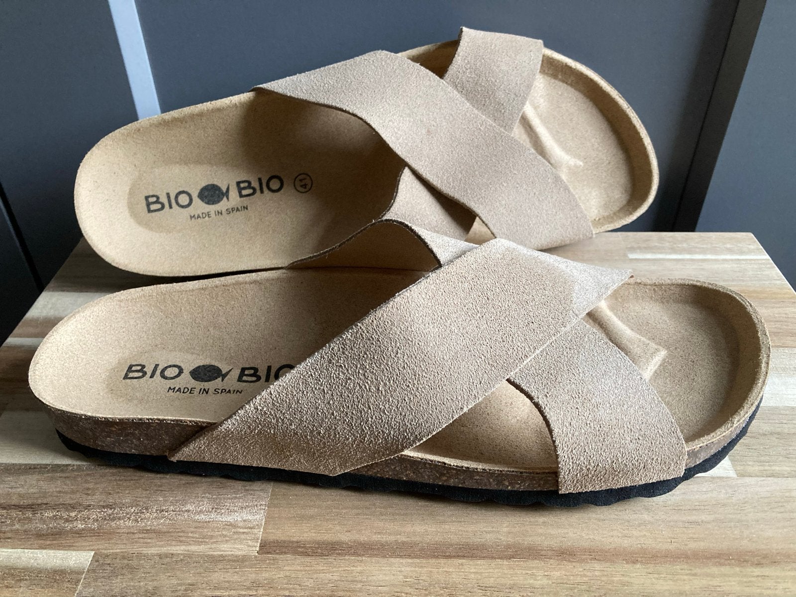 Nieuwe Bio Bio sandalen, maat 41, beige, Beige, Nieuw, Sandalen of Muiltjes, Ophalen of Verzenden