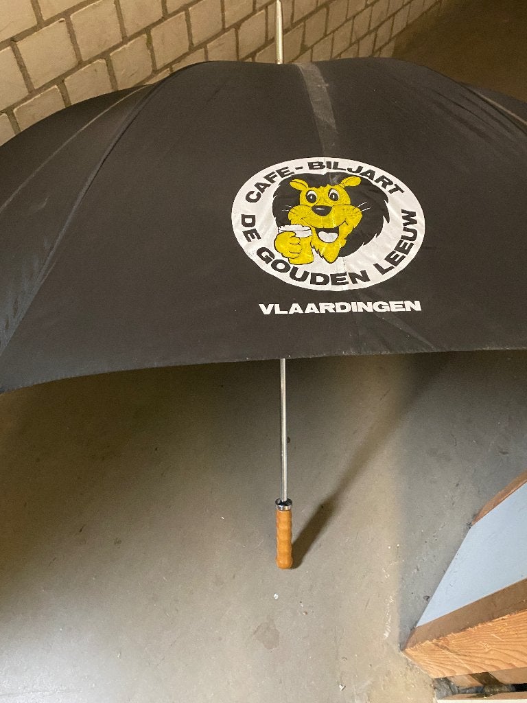 Paraplu's, Ophalen of Verzenden, Zo goed als nieuw, Zwart