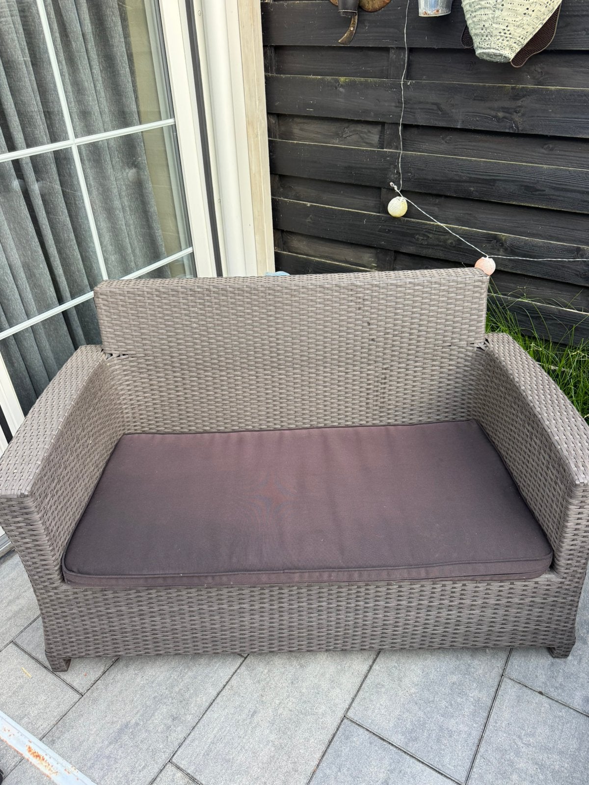 Tuinbankje, Ophalen, Zo goed als nieuw