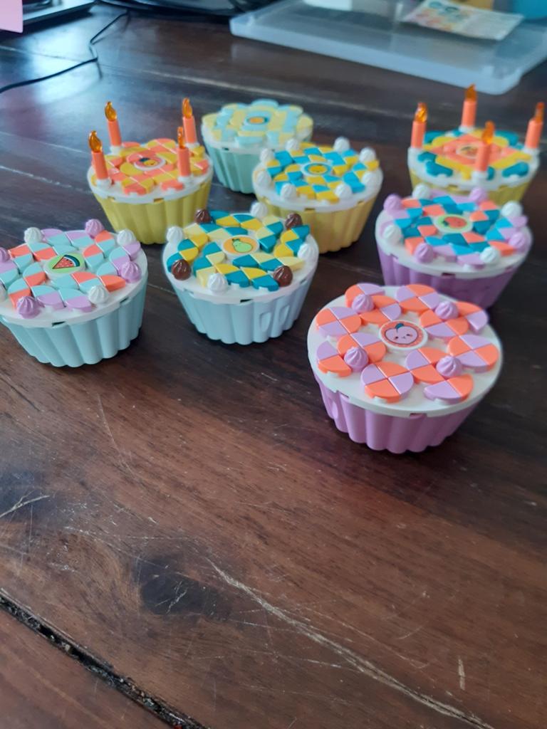 Lego DOTS Cupcakes en losse onderdelen, Gebruikt, Lego, Ophalen of Verzenden, Complete set