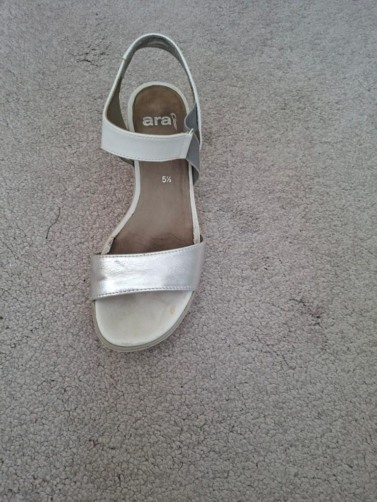 Ara zomersandalen, Ophalen, Zo goed als nieuw, Sandalen of Muiltjes