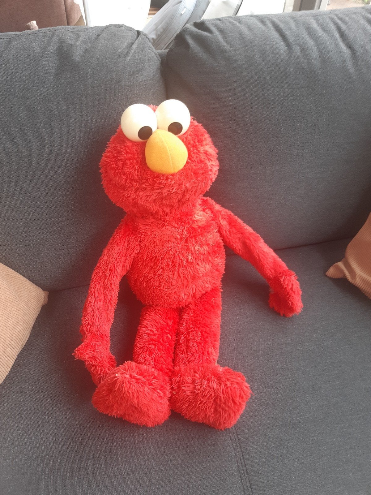 Gebruikte maar nog werkende Knuffel me Elmo, Ophalen of Verzenden, Gebruikt, Overige typen