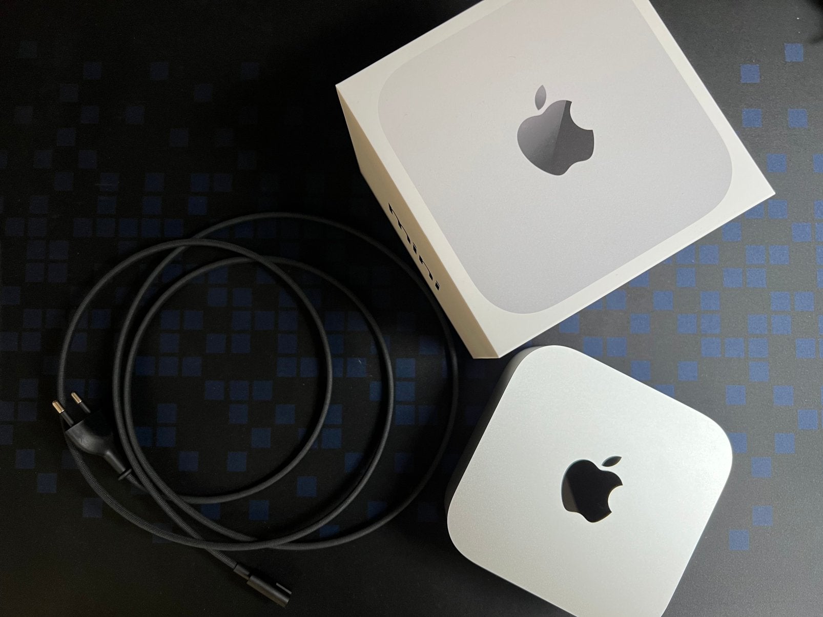 Apple Mac mini met M4 chip, 16GB RAM, 512GB SSD, Computers en Software, Apple Desktops, SSD, Ophalen of Verzenden, Zo goed als nieuw
