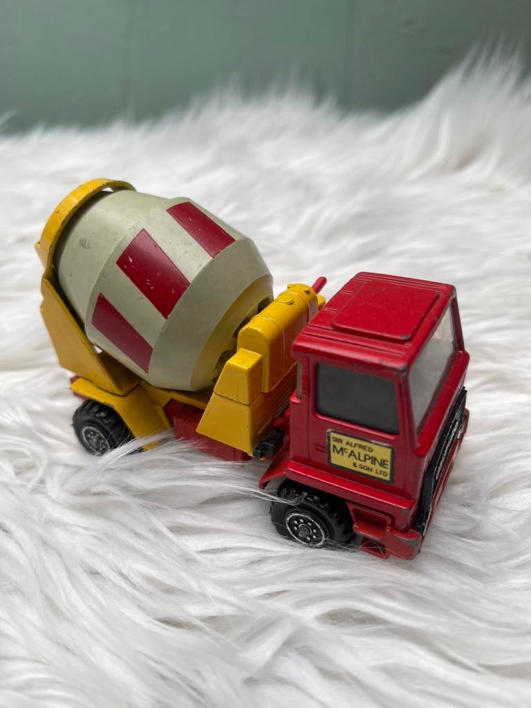 Betonmixer, Hobby en Vrije tijd, Modelauto's | Overige schalen, Gebruikt, Auto, Ophalen of Verzenden