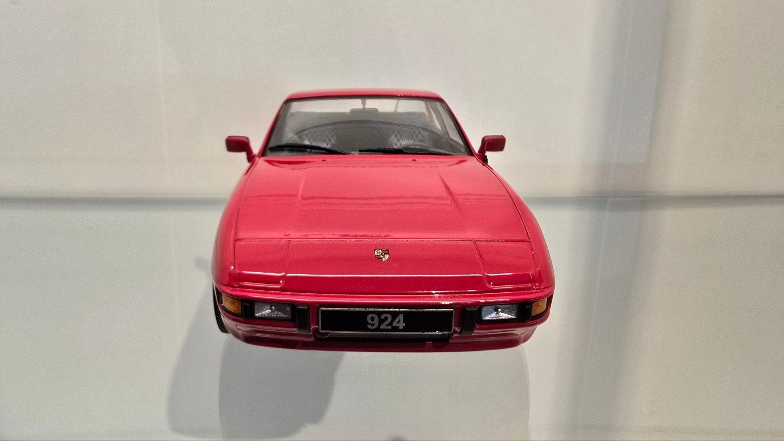 Porsche 924 1:18, KK Scale, Ophalen of Verzenden, Zo goed als nieuw, Auto, Overige merken
