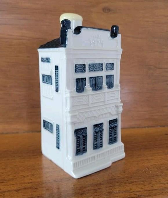 KLM huisje nr. 103 - Ongeopend en verzegeld, Ophalen of Verzenden, Nieuw, Gevuld