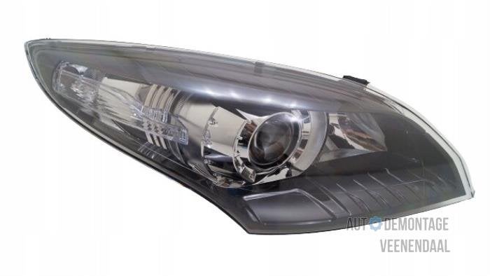 Koplamp rechts van een Renault Megane, -, Renault, -, Nieuw