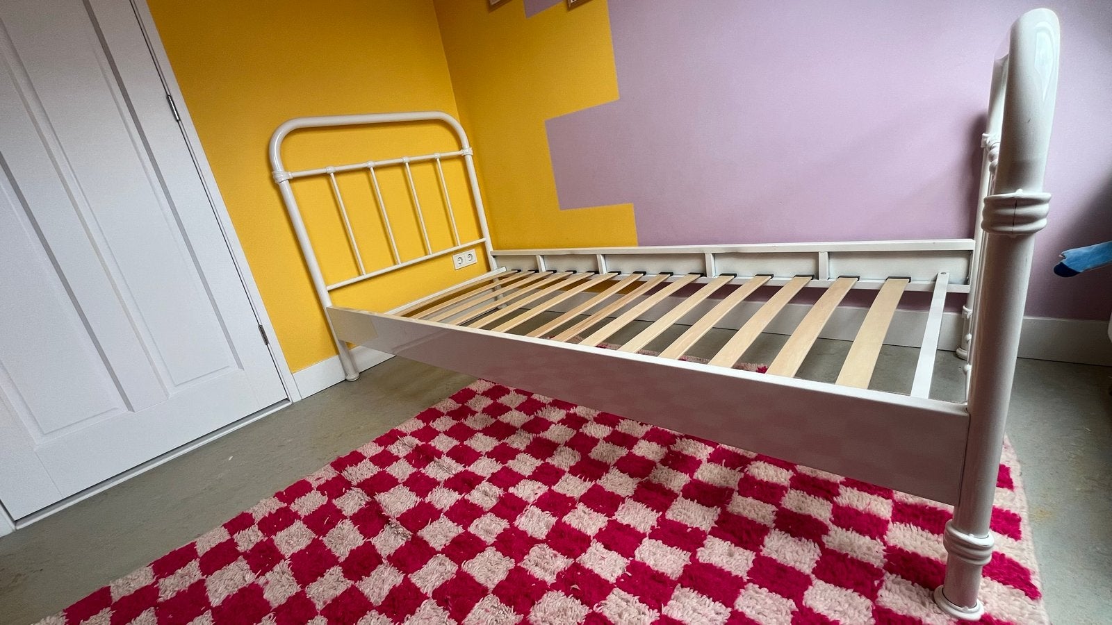 Wit kinderbed met lattenbodem (excl. matras), Ophalen, 90 cm, Eenpersoons, Wit