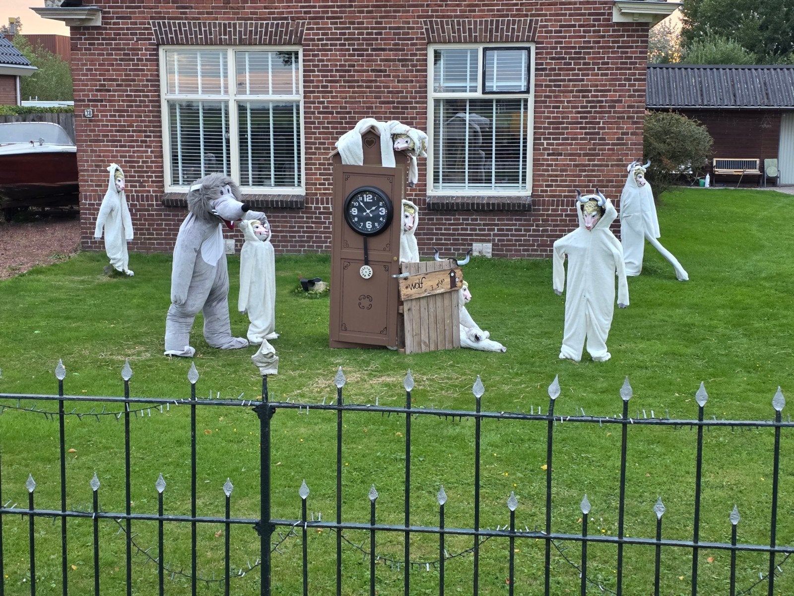 Sprookje: De Wolf en de Zeven Geitjes Decoratie, Ophalen, Zo goed als nieuw, Versiering