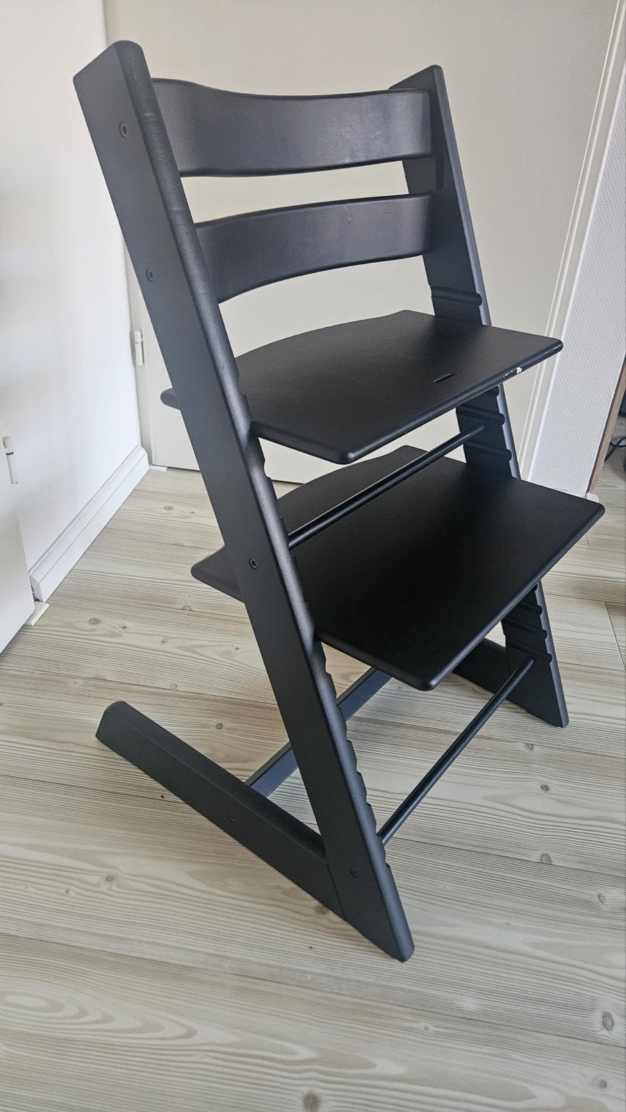 Meegegroeistoel zwart, zo goed als nieuw, Kinderen en Baby's, Kinderstoelen, Ophalen, Zo goed als nieuw, Meegroeistoel