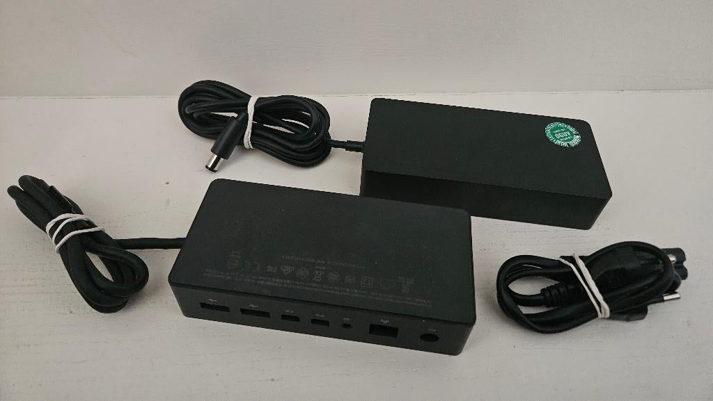 Microsoft Surface Dock, Computers en Software, Dockingstations, Docking station, Laptop, Ophalen of Verzenden, Zo goed als nieuw